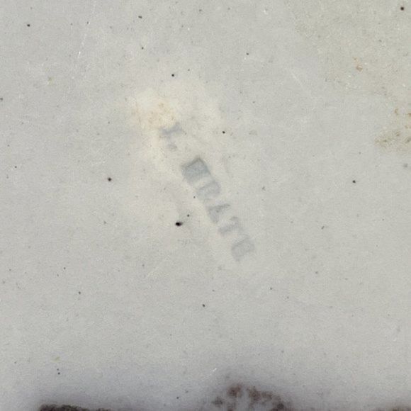 Antique J. Heath Tonquin Ceramic JH Black Boat Round Salad Plate 7" x 7" - Picture 6 of 8